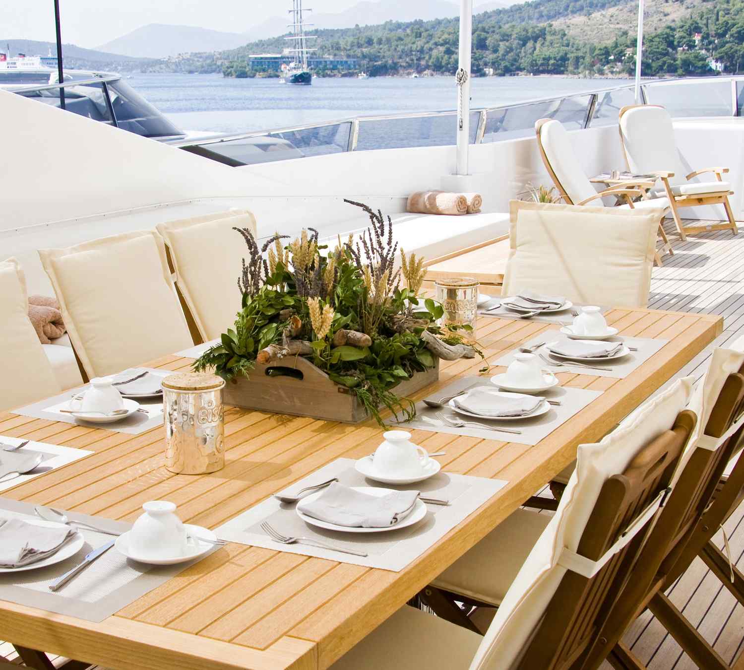 https://sailingsporades.com/wp-content/uploads/2023/01/slider_image_03.jpg